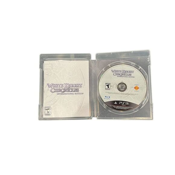 White Knight Chronicles International PS3 CIB - Picture 5 of 9